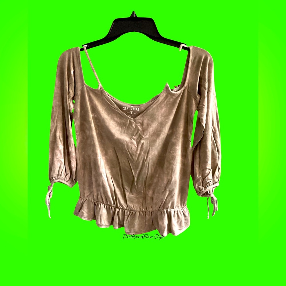 NWOT | SOFT & SEXY | American Eagle Outfitters T 1977 | M | DISTRESSED | TAN